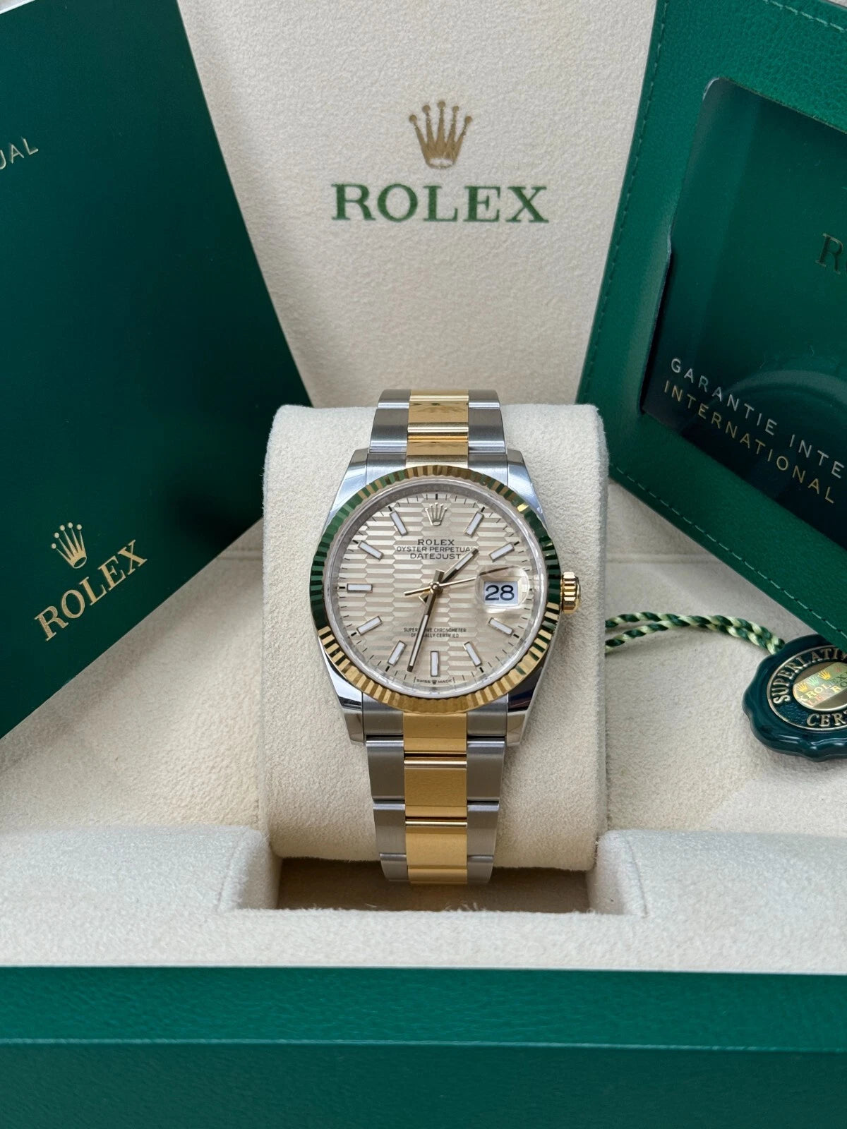 Rolex Datejust 36mm 126233 Golden Fluted Motif 36mm Dial Oyster Bracelet - Image 8