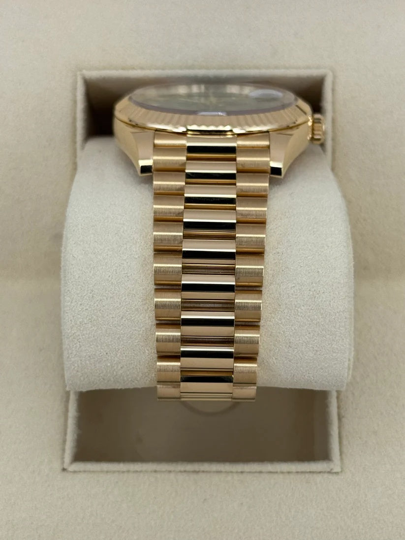 Rolex Day-Date President 40mm Yellow Gold Green Roman Money Dial - 228238 - Image 5