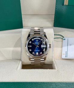 Alternative view of Rolex  Day-Date M128239-0023 36mm