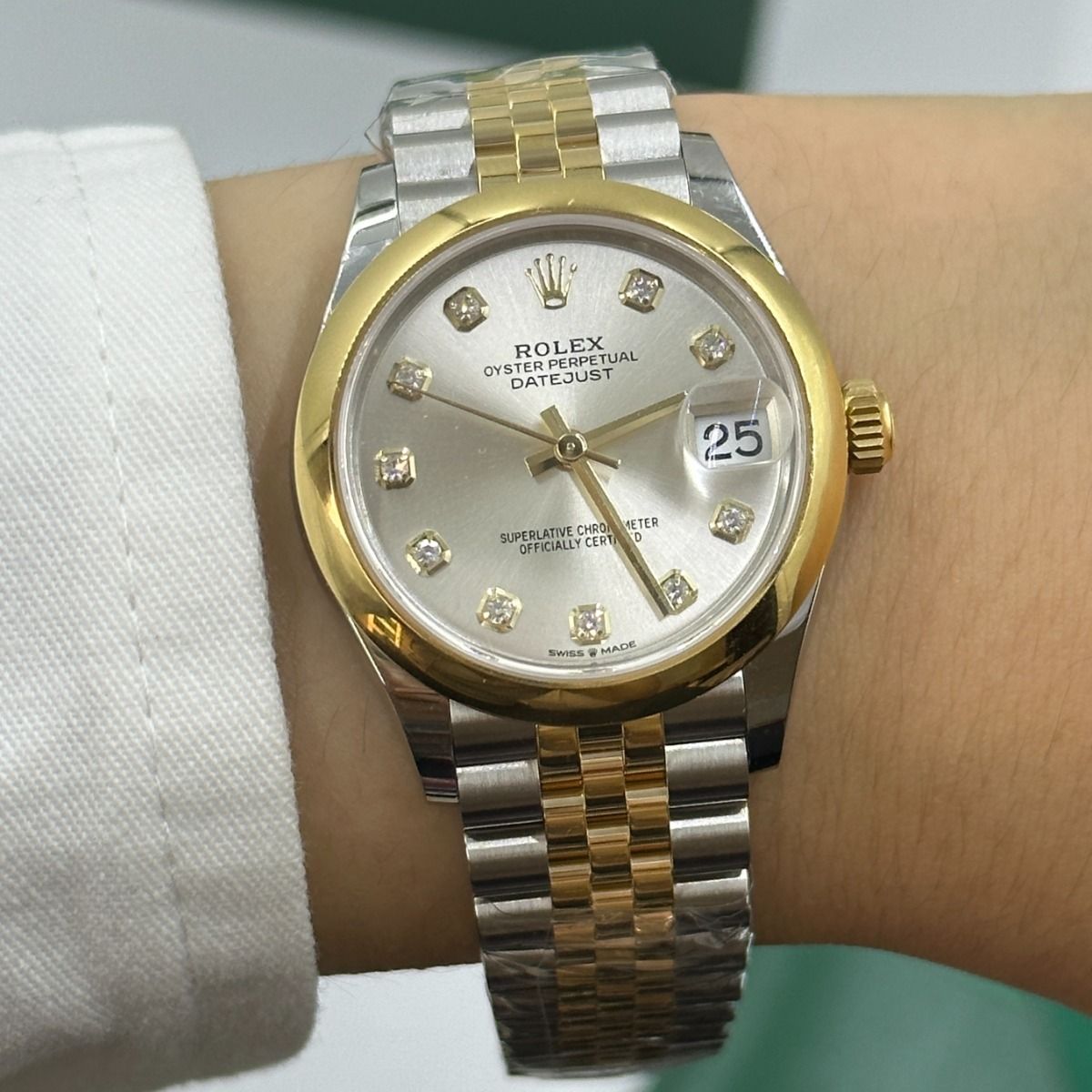 Rolex Datejust m278243-0019/0020 31mm Silver Dial Yellow Rolesor Oyster Watch - Image 17