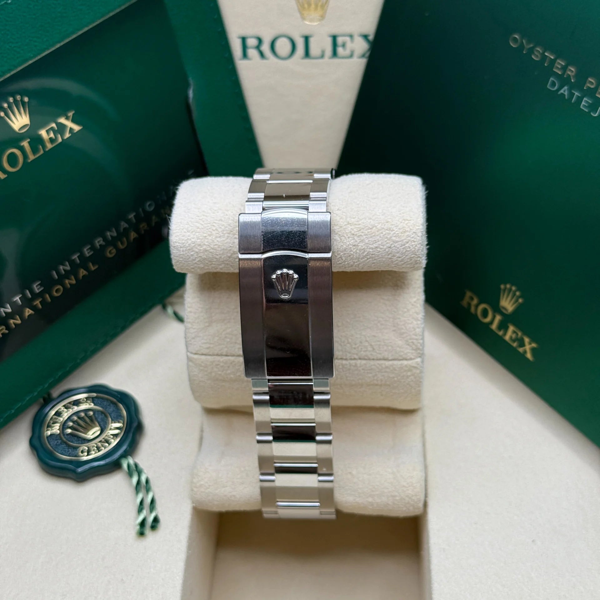 Rolex Datejust 36mm 126284 Mother-of-Pearl Dial Oyster Bracelet - Image 13