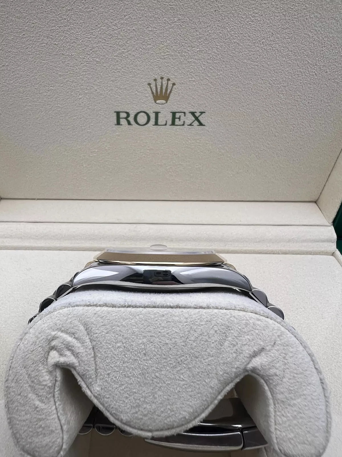Rolex Datejust 41mm 126303 Champagne Diamond Jubilee Steel and Yellow Gold Mens Watch - Image 4