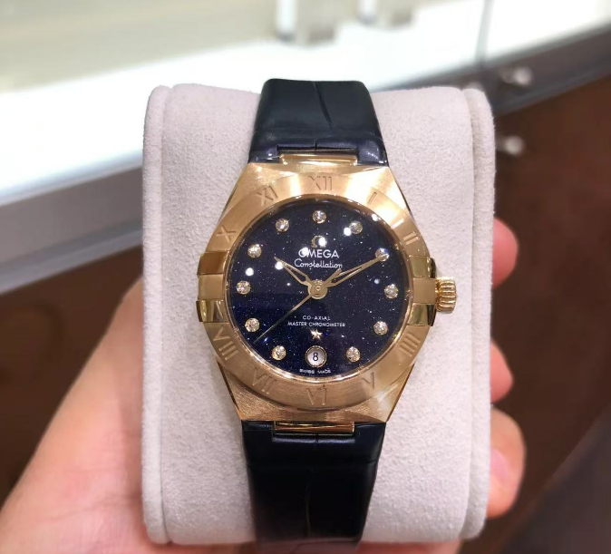 Omega Constellation Ladies' Selection 29mm yellow gold on leather strap 131.53.29.20.53.001 - Image 2