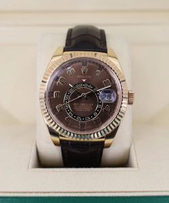 Alternative view of Rolex  Sky-Dweller 326135-0001 42mm