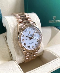 Alternative view of Rolex  Day-Date M128235-0052 36mm
