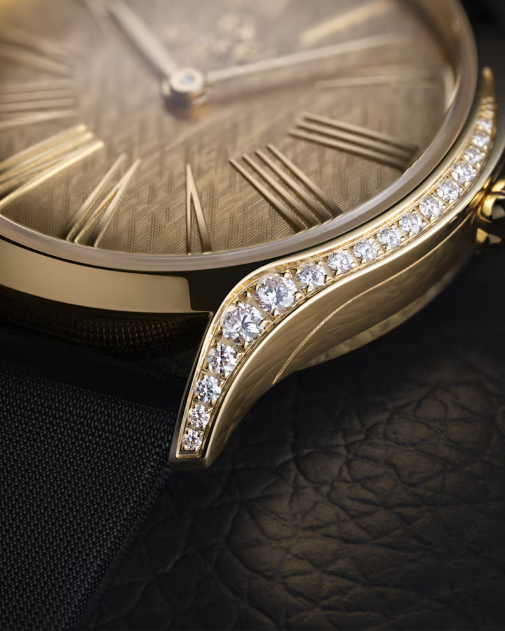 Omega De Ville Mini Trésor 26mm Yellow Dial with Diamonds Moonshine�?18k Rose Gold Strap 428.57.26.60.99.001 - Image 5