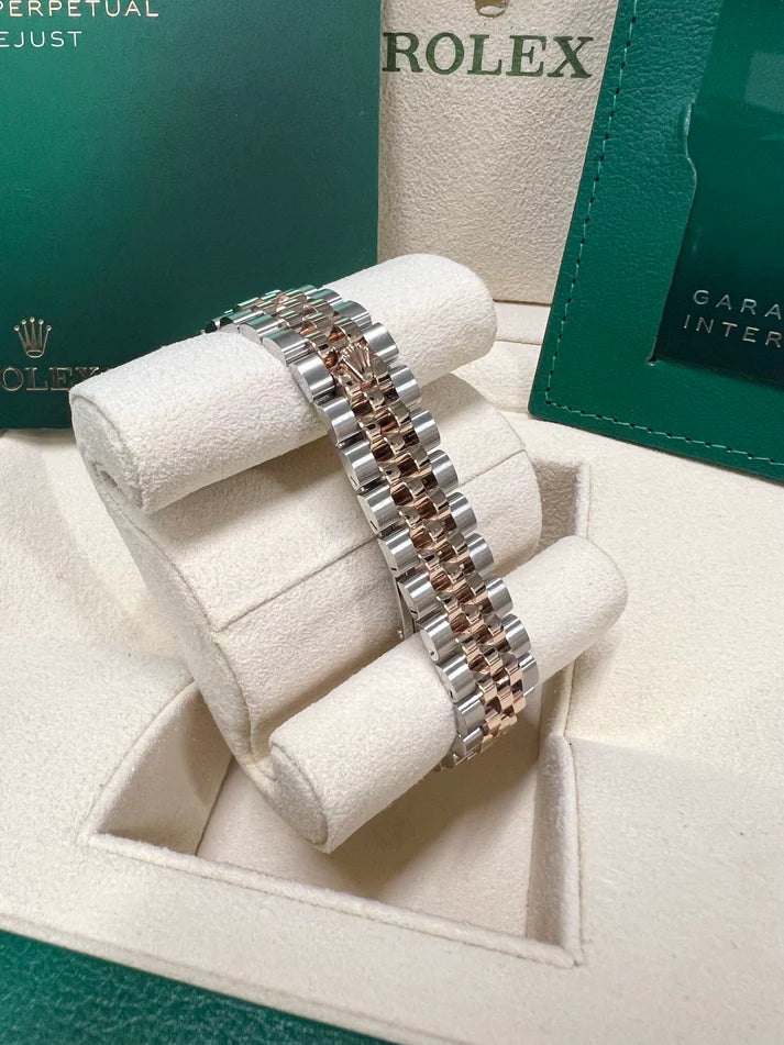 Rolex Lady-Datejust 28mm 279171 White Roman Oyster Stainless Steel and Rose Gold - Image 8