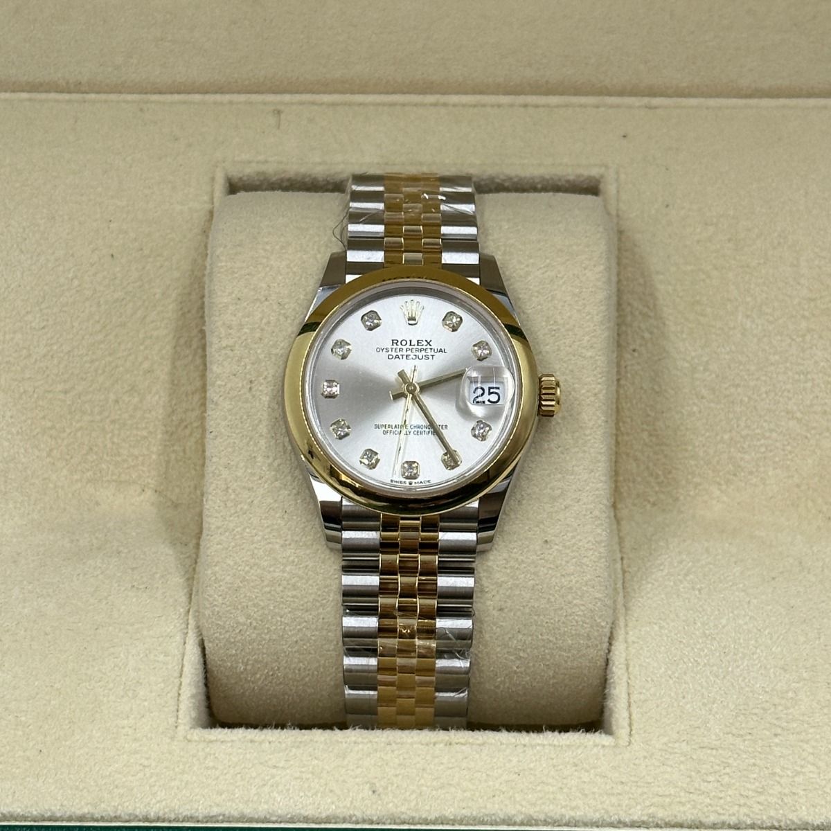 Rolex Datejust m278243-0019/0020 31mm Silver Dial Yellow Rolesor Oyster Watch - Image 8