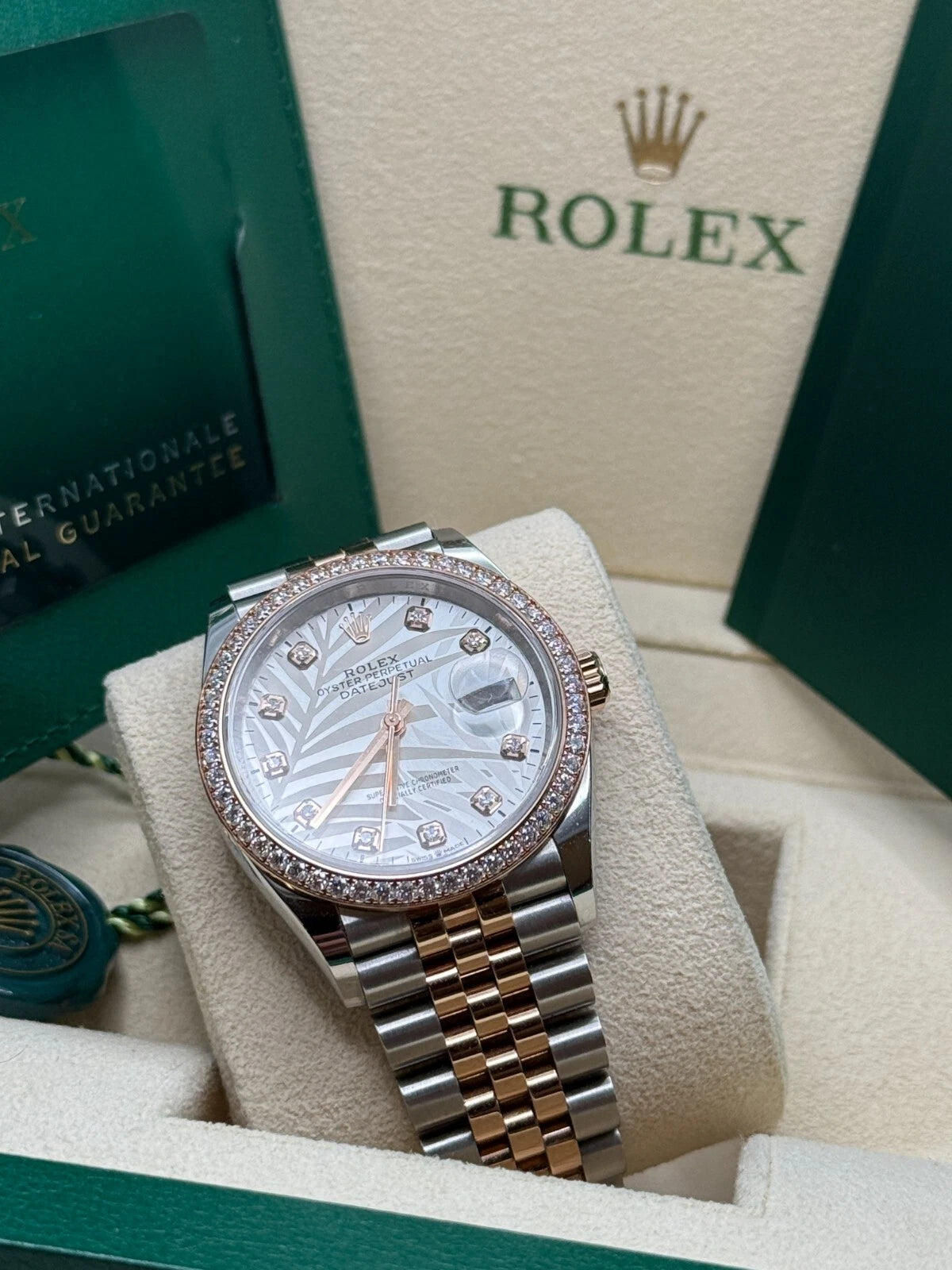 Rolex Datejust 36mm 126281 Silver Palm Motif Diamond Dial Oyster Bracelet - Image 6