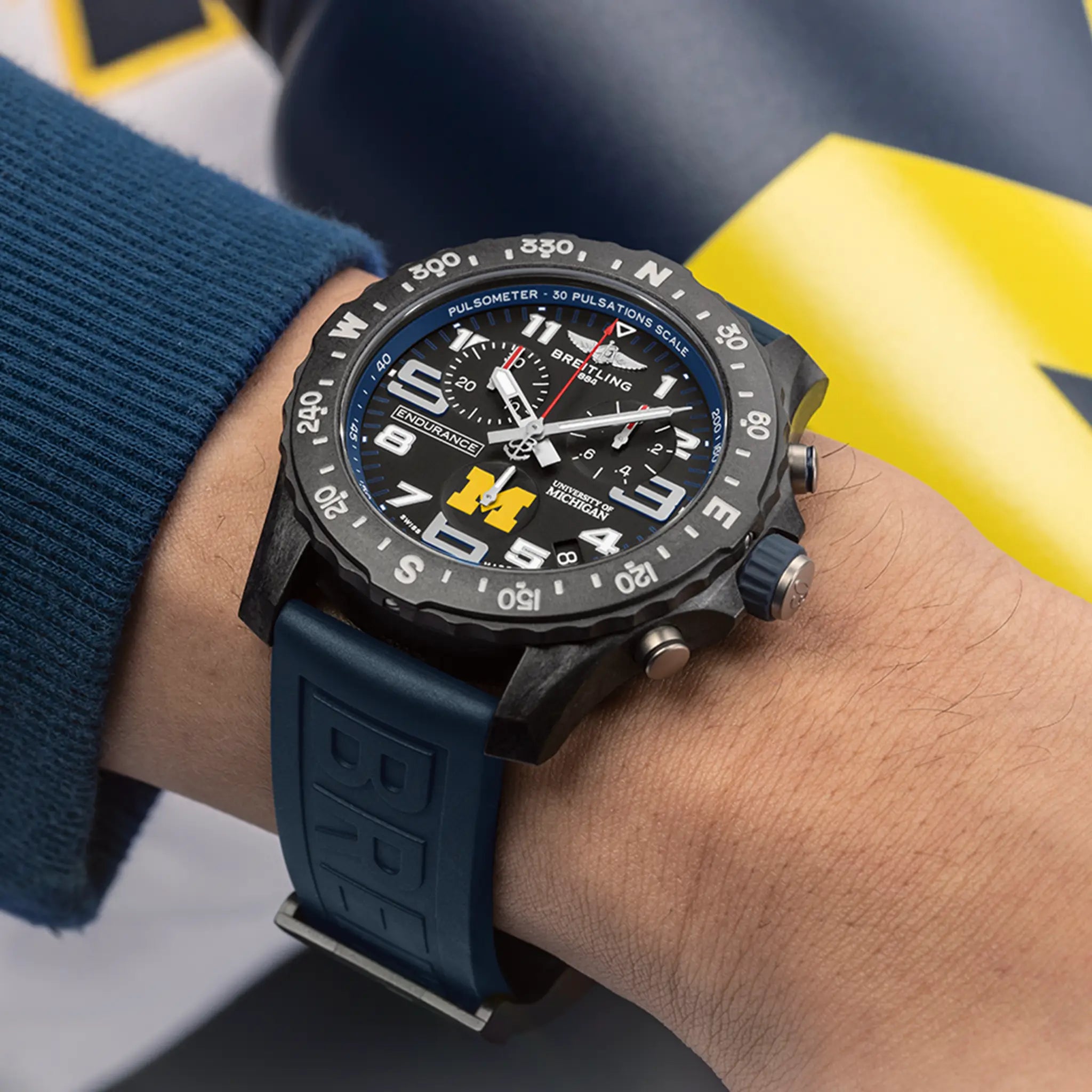 Breitling Professional Endurance Pro 44mm X823101C1B1S1 - Image 5