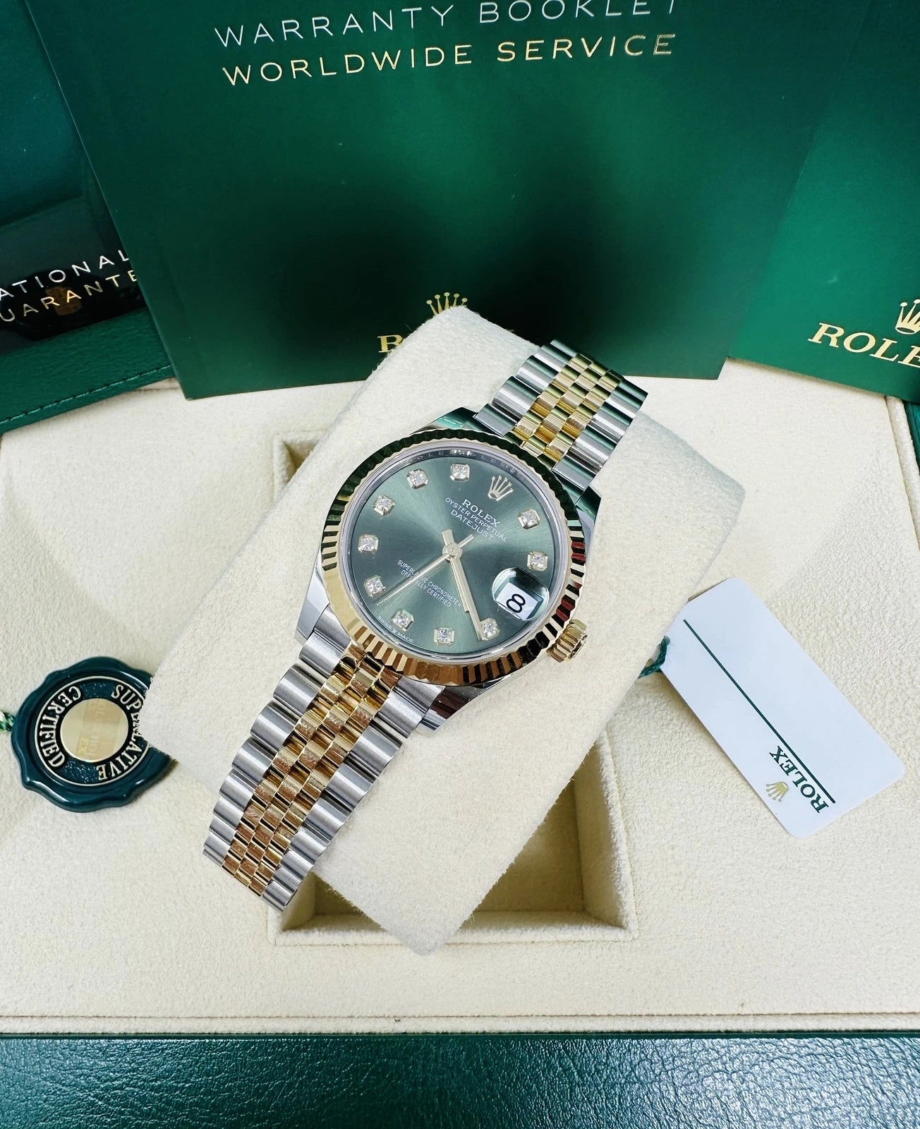 Rolex Datejust m278273-0029/0030 31mm Olive Green Dial Stainless Steel and Yellow Gold Oyster Watch - Image 7