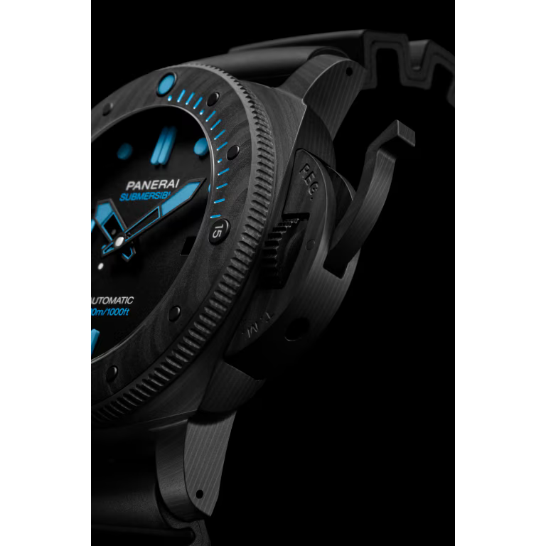 Panerai Submersible Carbotech�?47mm PAM02616 - Image 3