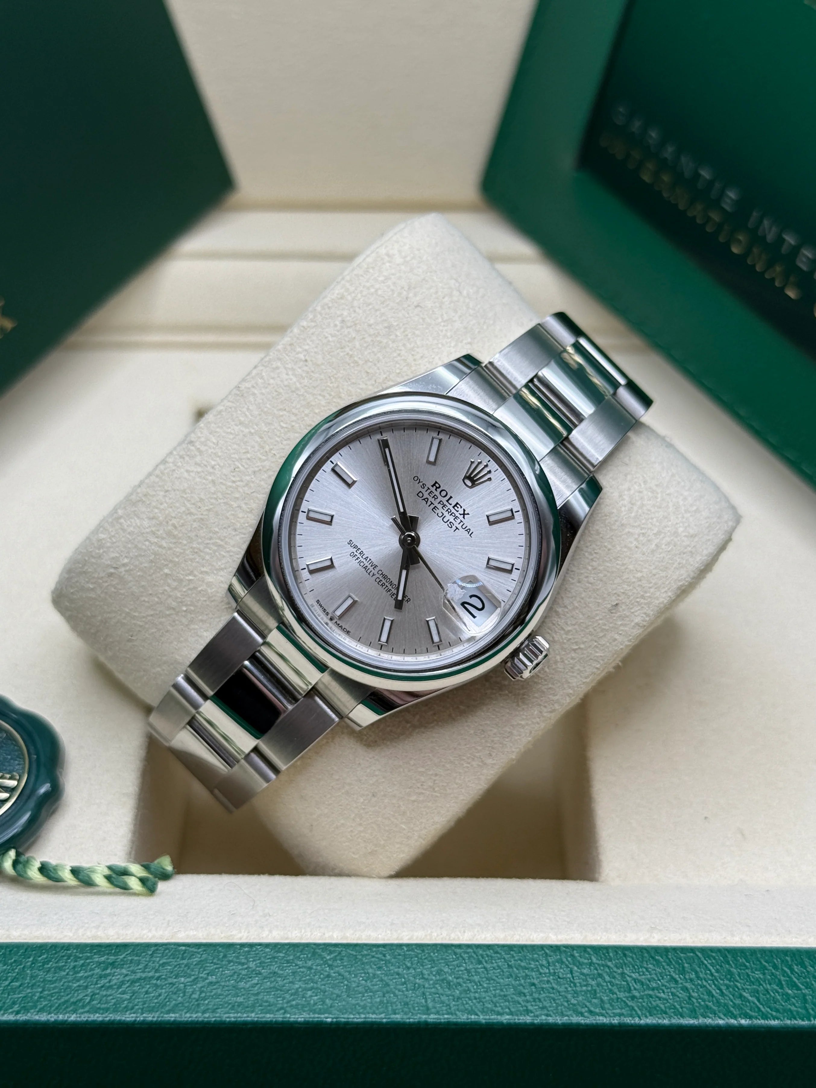 Rolex Datejust m278240-0005/0006 31mm Silver Index Domed Bezel Oyster Oystersteel - Image 11