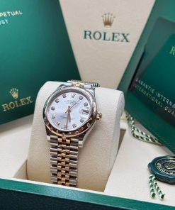 Alternative view of Rolex Datejust m278341-0015/0016 Silver Dial 31mm Oyster Bracelet