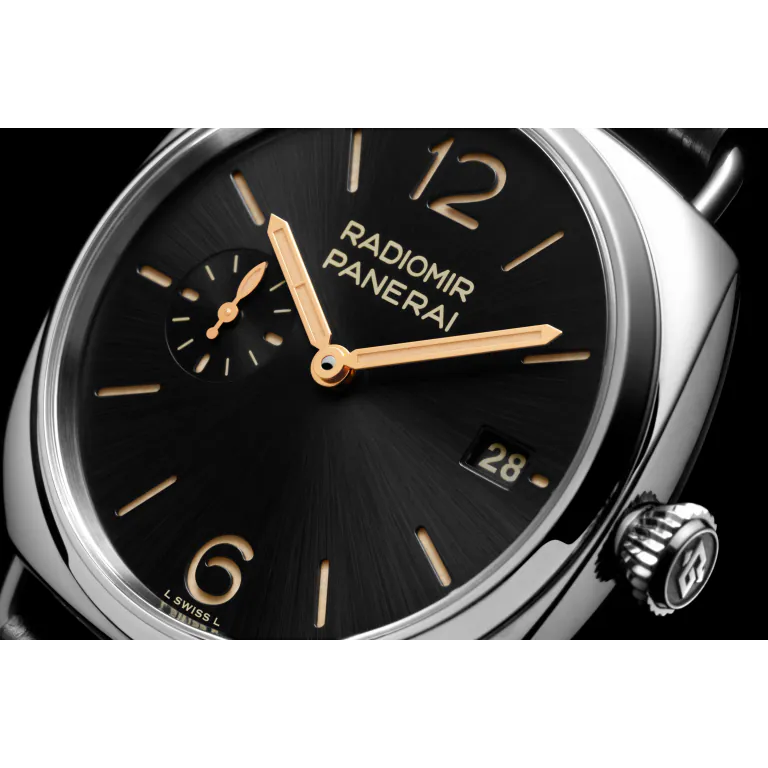 Panerai Radiomir Quaranta 40mm PAM01571/PAM01572 - Image 6