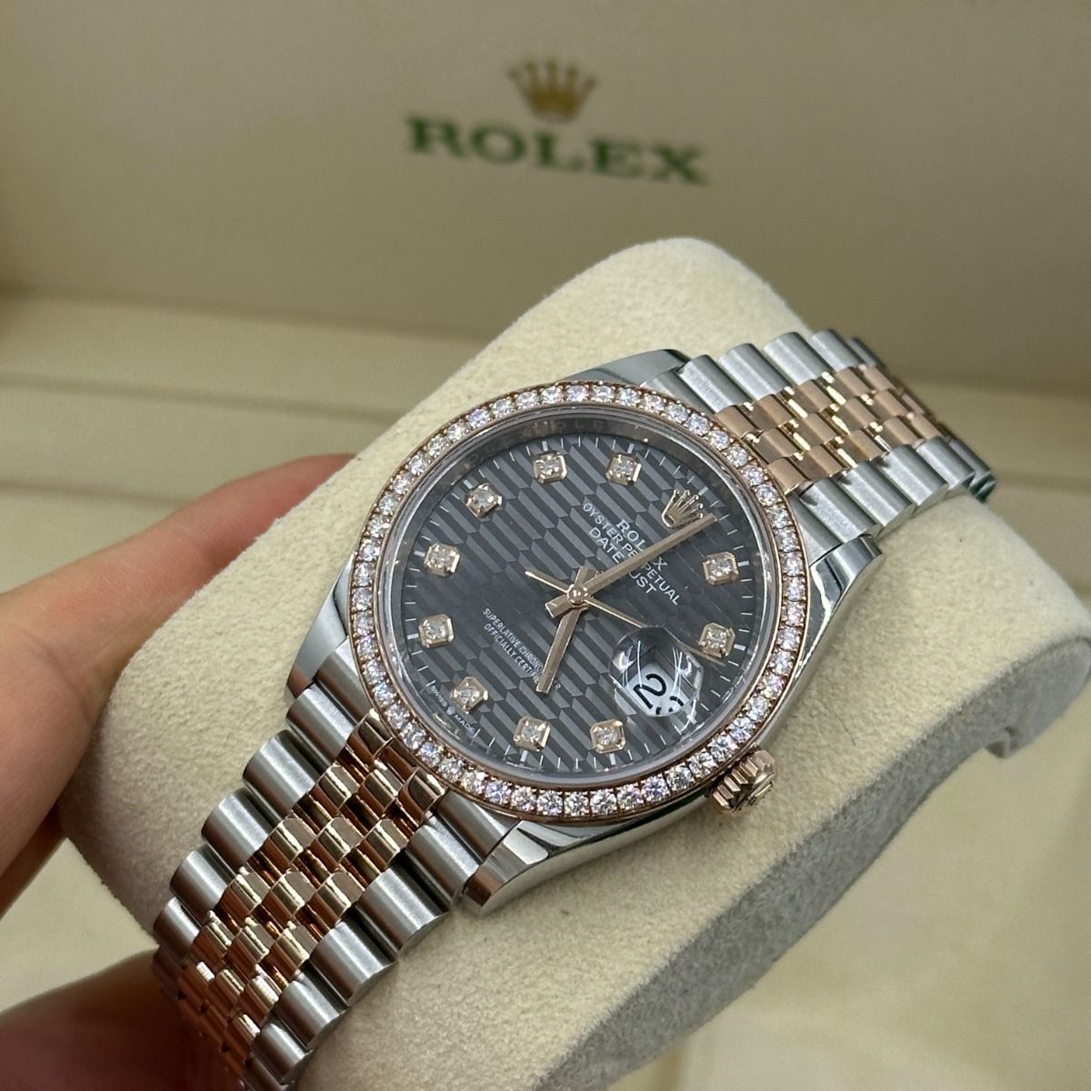 Rolex Datejust 36mm 126281 Slate Fluted Motif Diamond Dial Diamond Bezel and Oyster Bracelet - Image 6