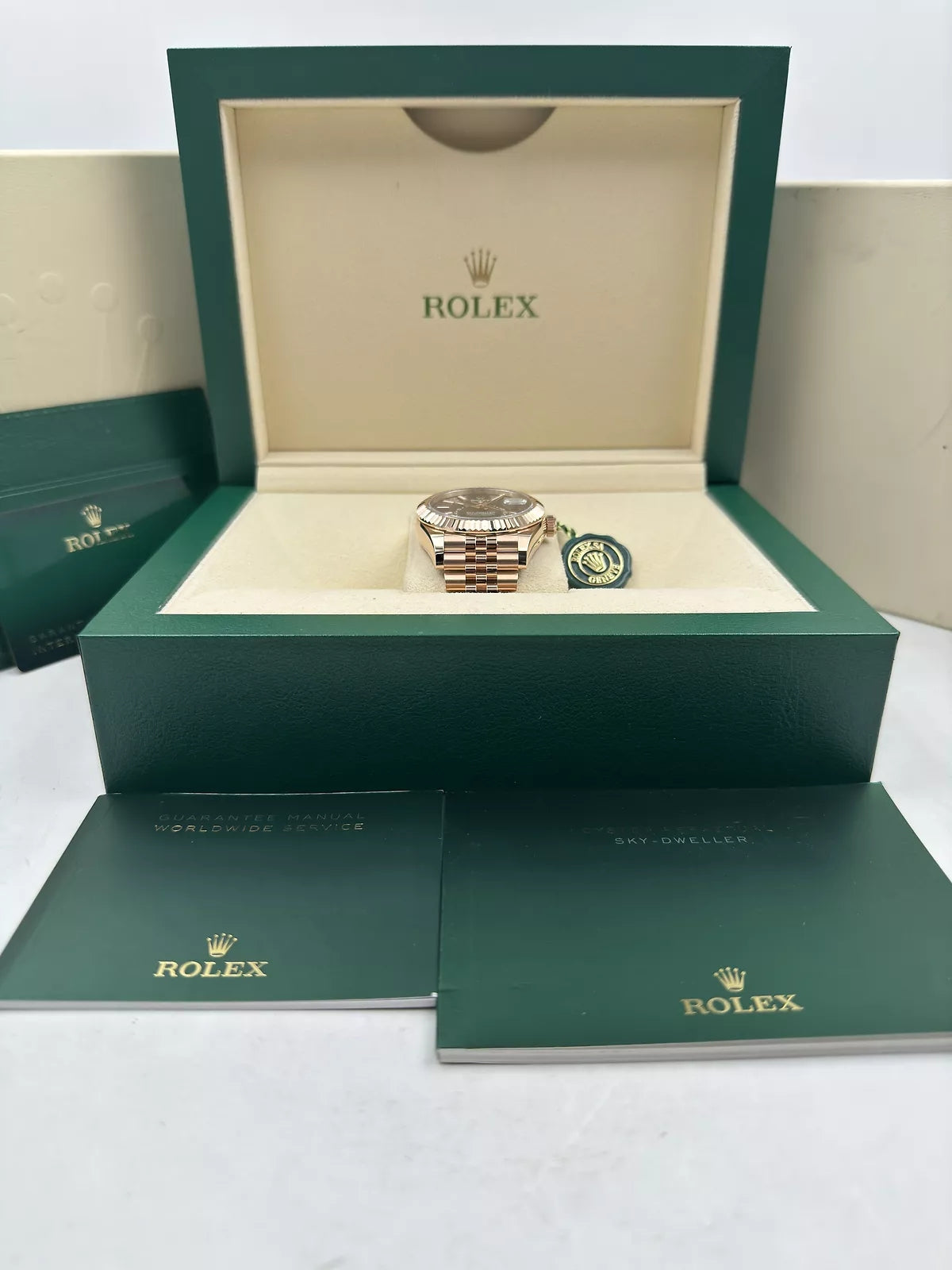 Rolex Sky-Dweller 42mm 336935-0008 Rose Gold Rhodium Dial Oyster - Image 7