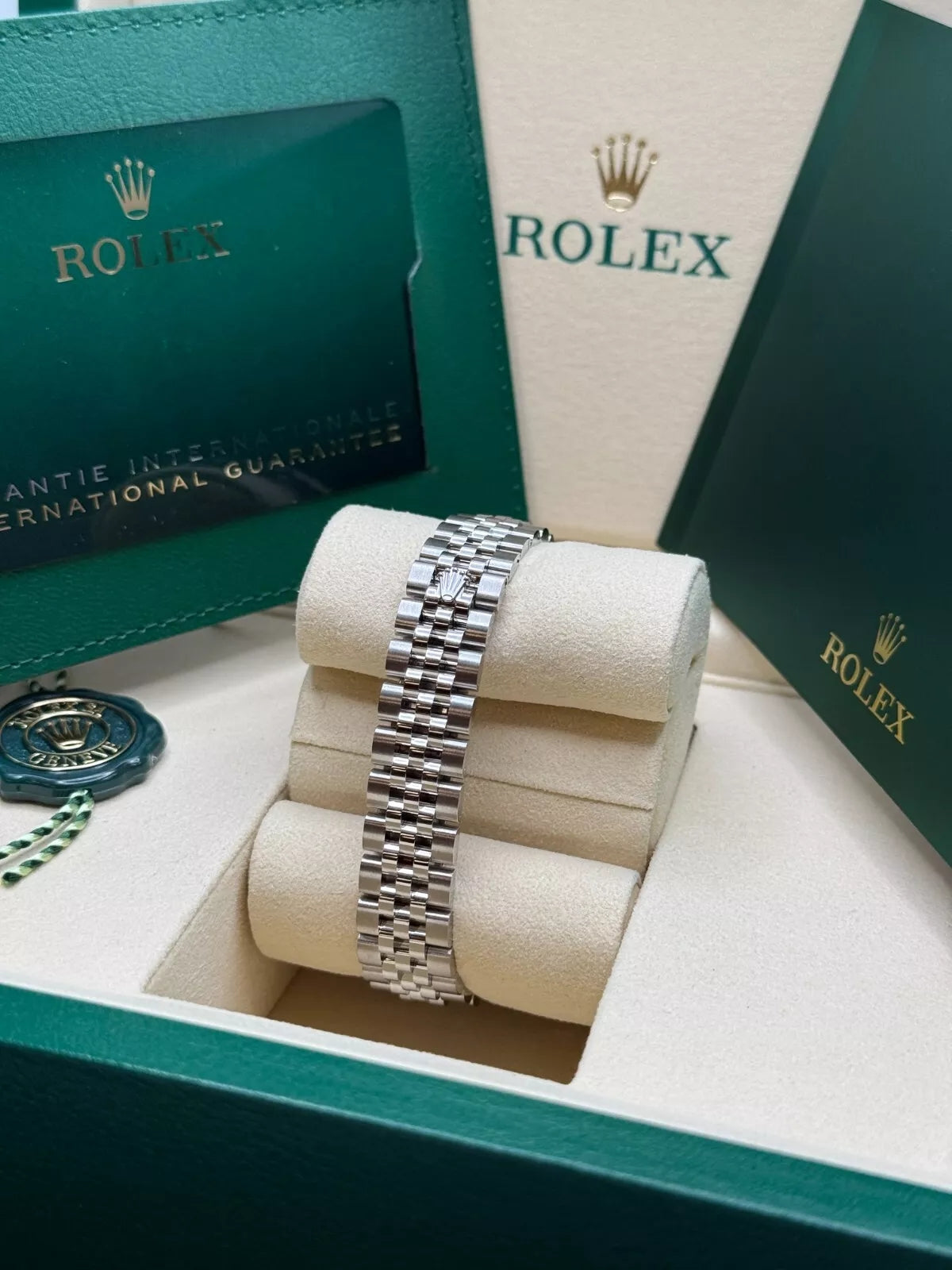 Rolex Lady-Datejust 28mm 279174 Pink Roman Dial Oyster Bracelet - Image 14
