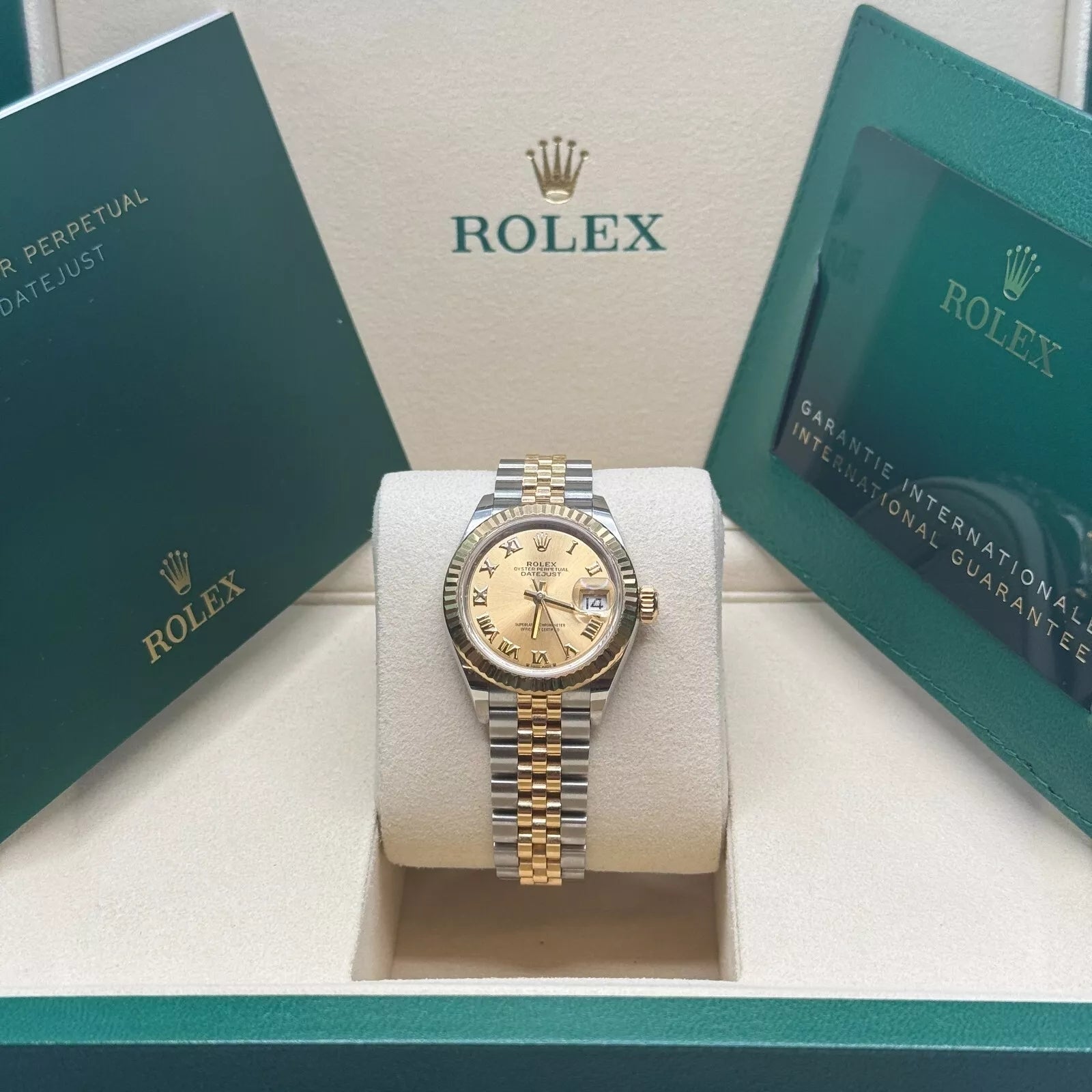 Rolex Lady-Datejust 28mm 279173 Champagne Roman Dial Oyster Bracelet - Image 2