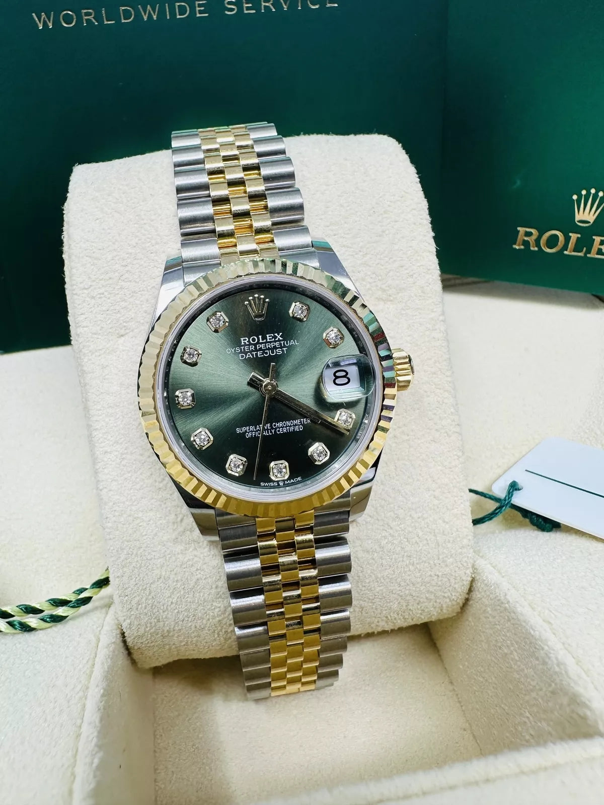 Rolex Datejust m278273-0029/0030 31mm Olive Green Dial Stainless Steel and Yellow Gold Oyster Watch - Image 6