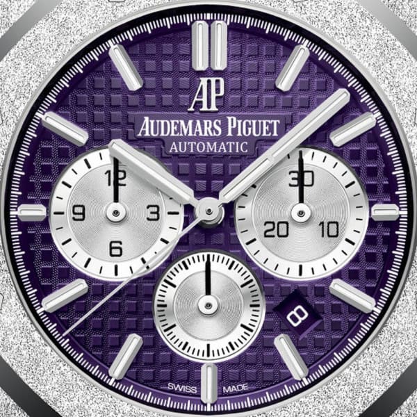 Audemars Piguet Royal Oak Frosted Gold Selfwinding Chronograph Ref. # 26331BC.GG.1224BC.01 - Image 5