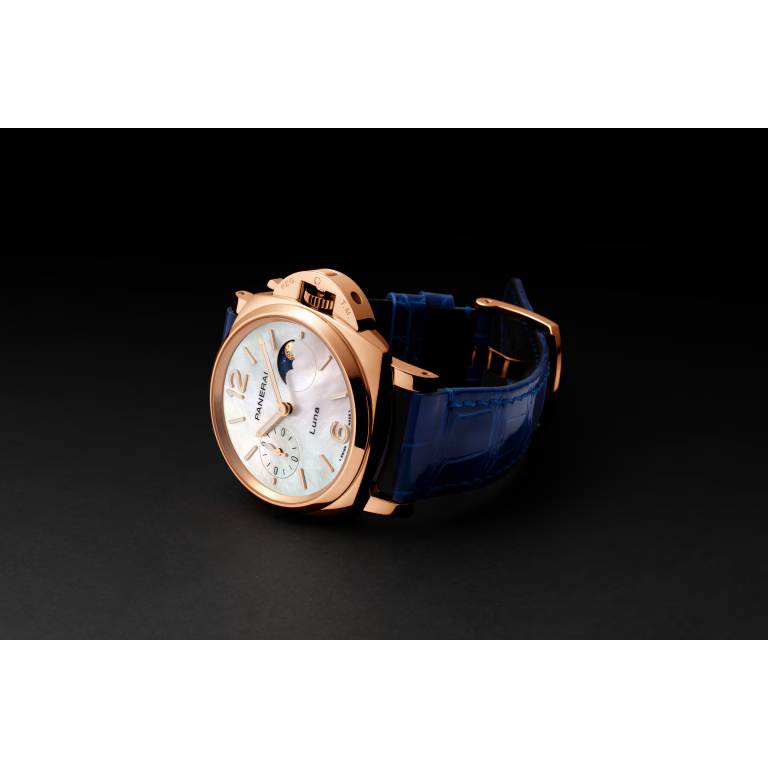 Panerai Luminor Due Luna Goldtech�?Madreperla 38mm PAM01181 - Image 3