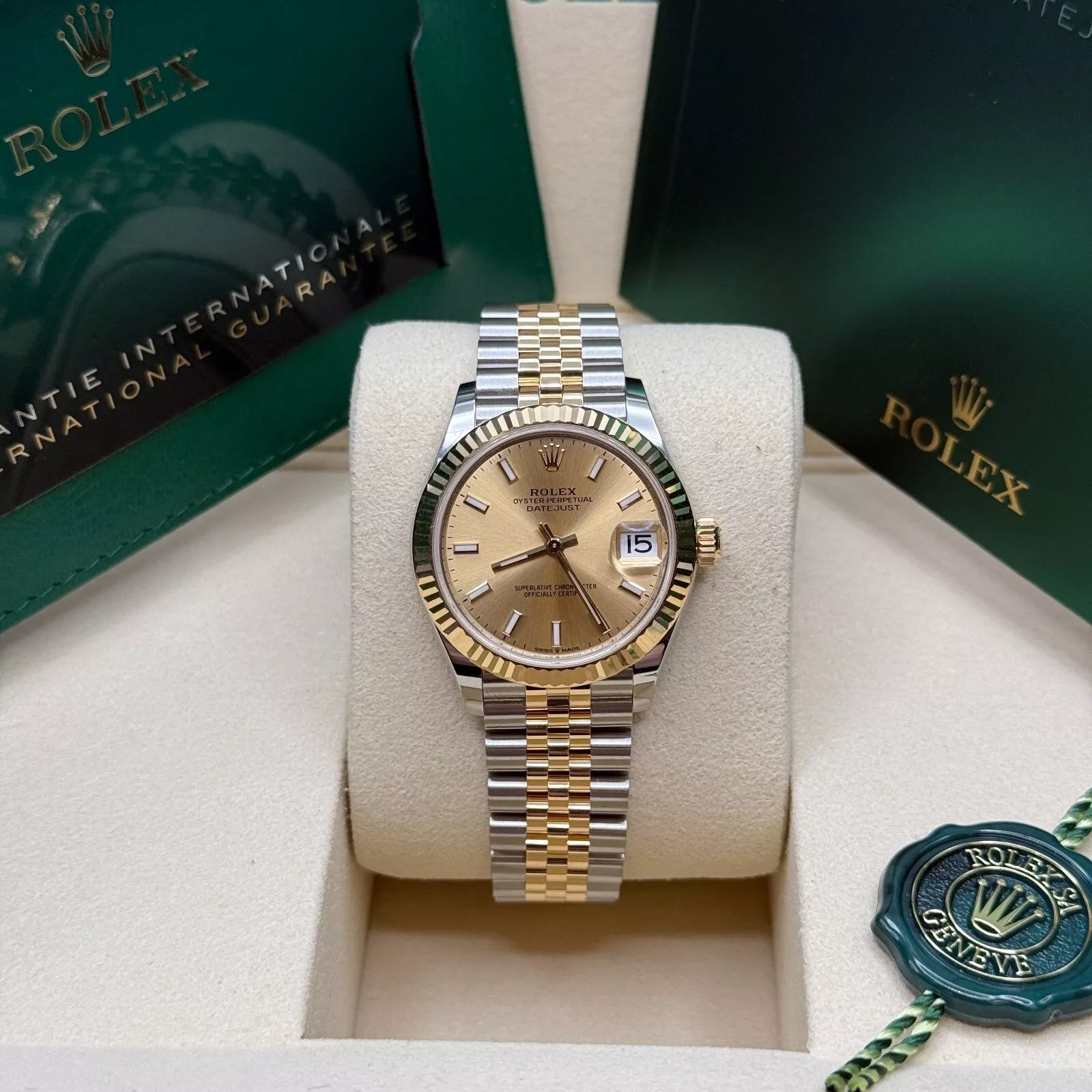 Rolex Datejust m278273-0013/0014 31mm Champagne Dial Stainless Steel and Yellow Gold Oyster Watch - Image 5
