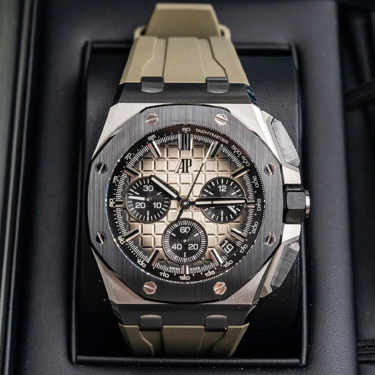 Audemars Piguet Royal Oak Offshore Watch 43mm 26420SO.OO.A600CA.01 - Image 5