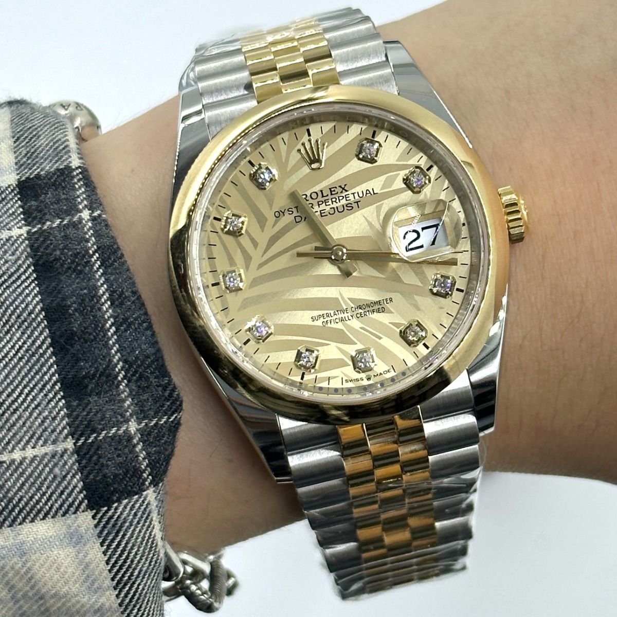 Rolex Datejust 36mm 126203 Golden Fluted Dial Domed Bezel Oyster Bracelet - Image 12