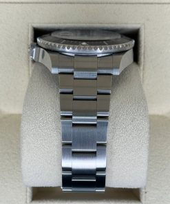 Alternative view of Rolex Sea-Dweller 126600-0002 43mm