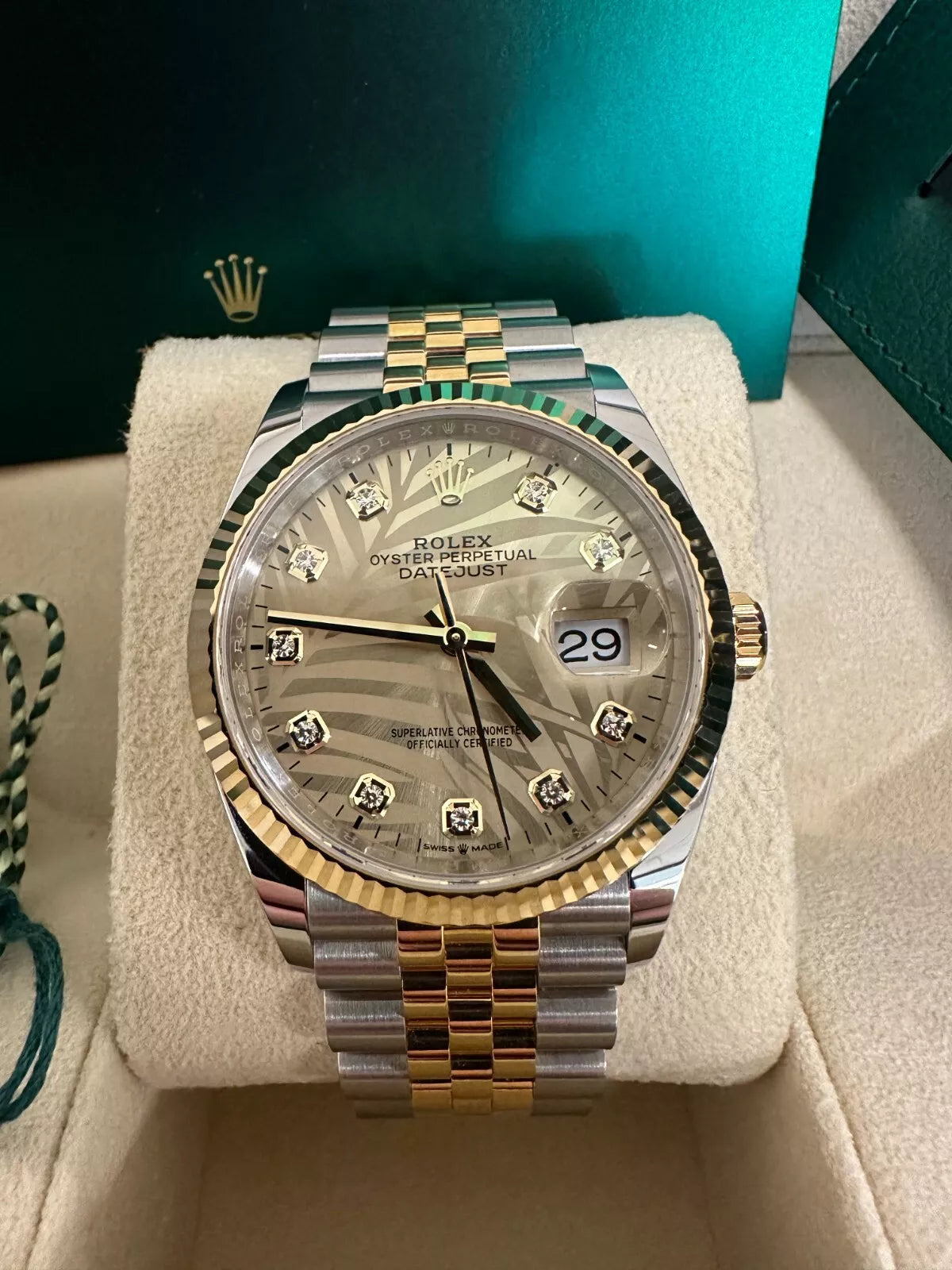 Rolex Datejust 36mm 126233 Champagne Palm Motif Diamond Dial and Jubilee Bracelet Watch - Image 8