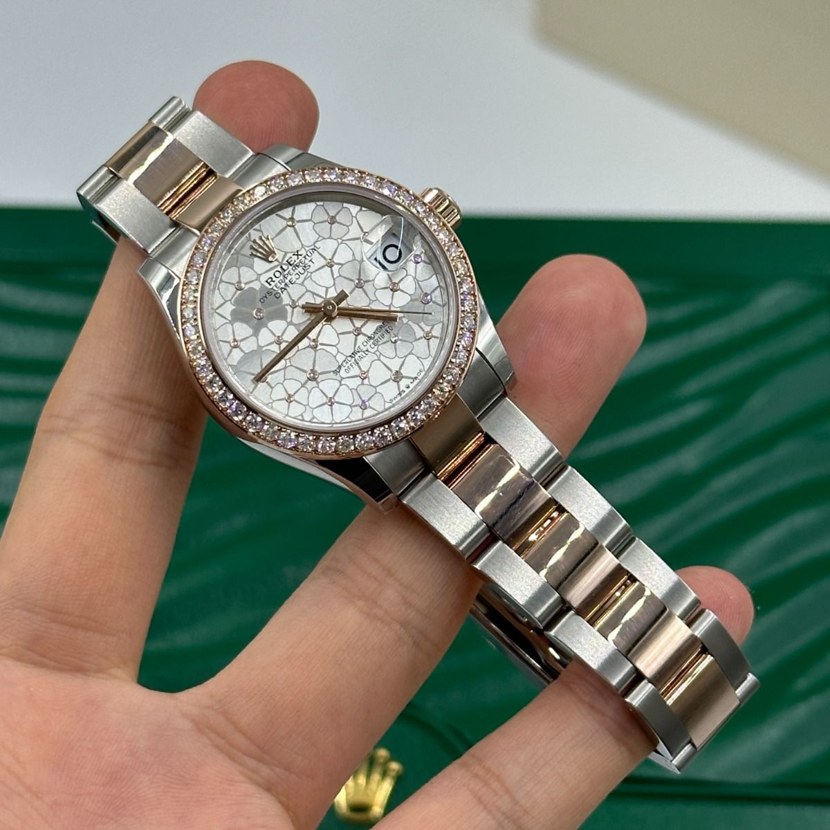 Rolex Datejust m278381-0031/0032 Silver Floral Motif Diamond Dial Diamond-Set Bezel 31mm - Image 8