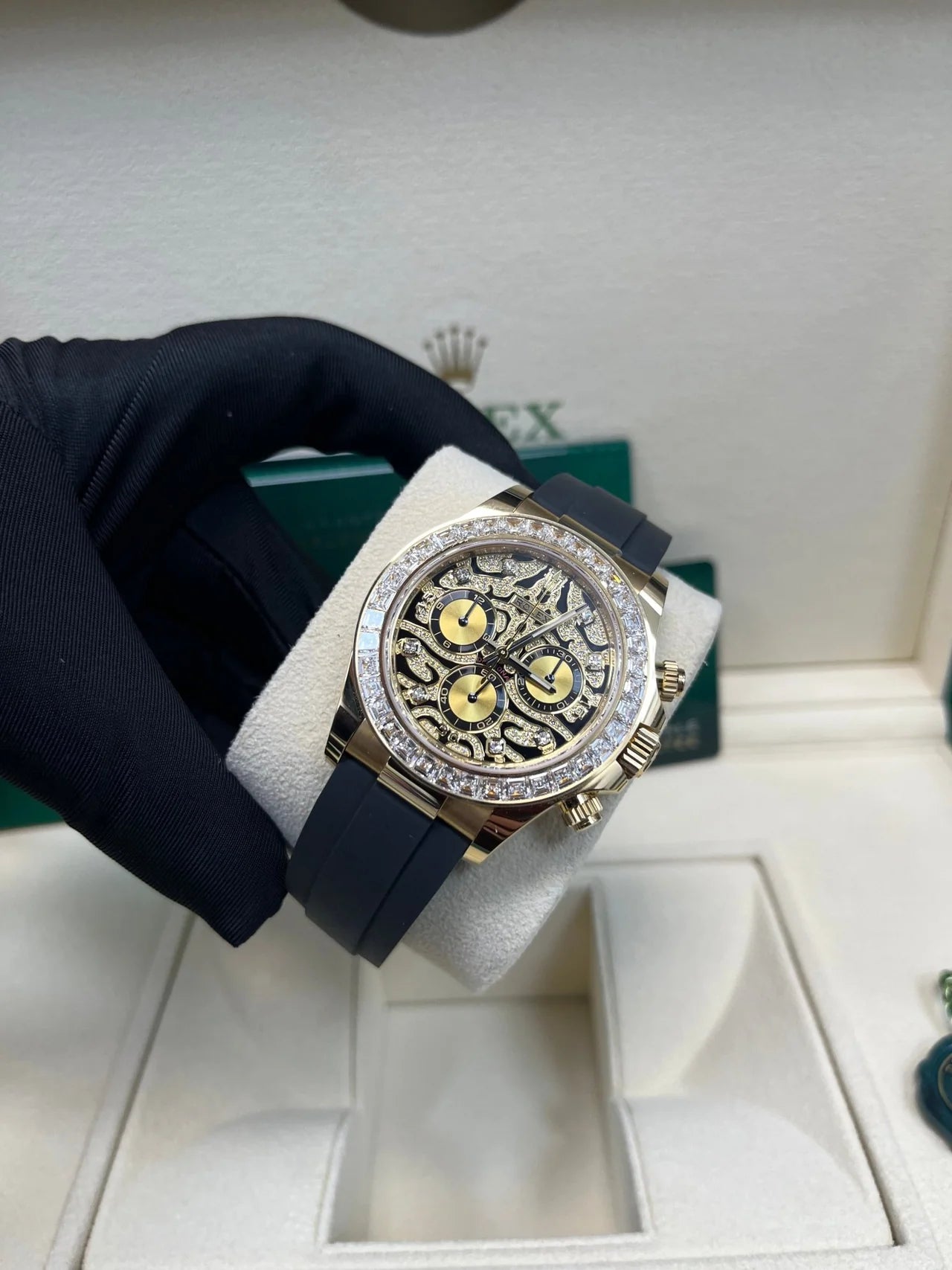 Rolex Cosmograph Daytona M116588TBR 40mm - Image 6