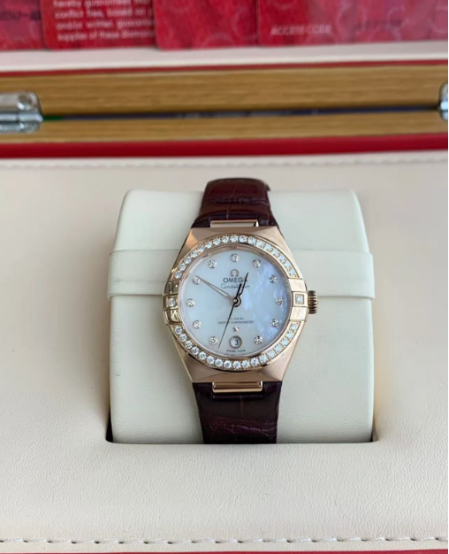 Omega Constellation Ladies' Selection 29mm Sedna�?gold on leather strap 131.58.29.20.55.002 - Image 2
