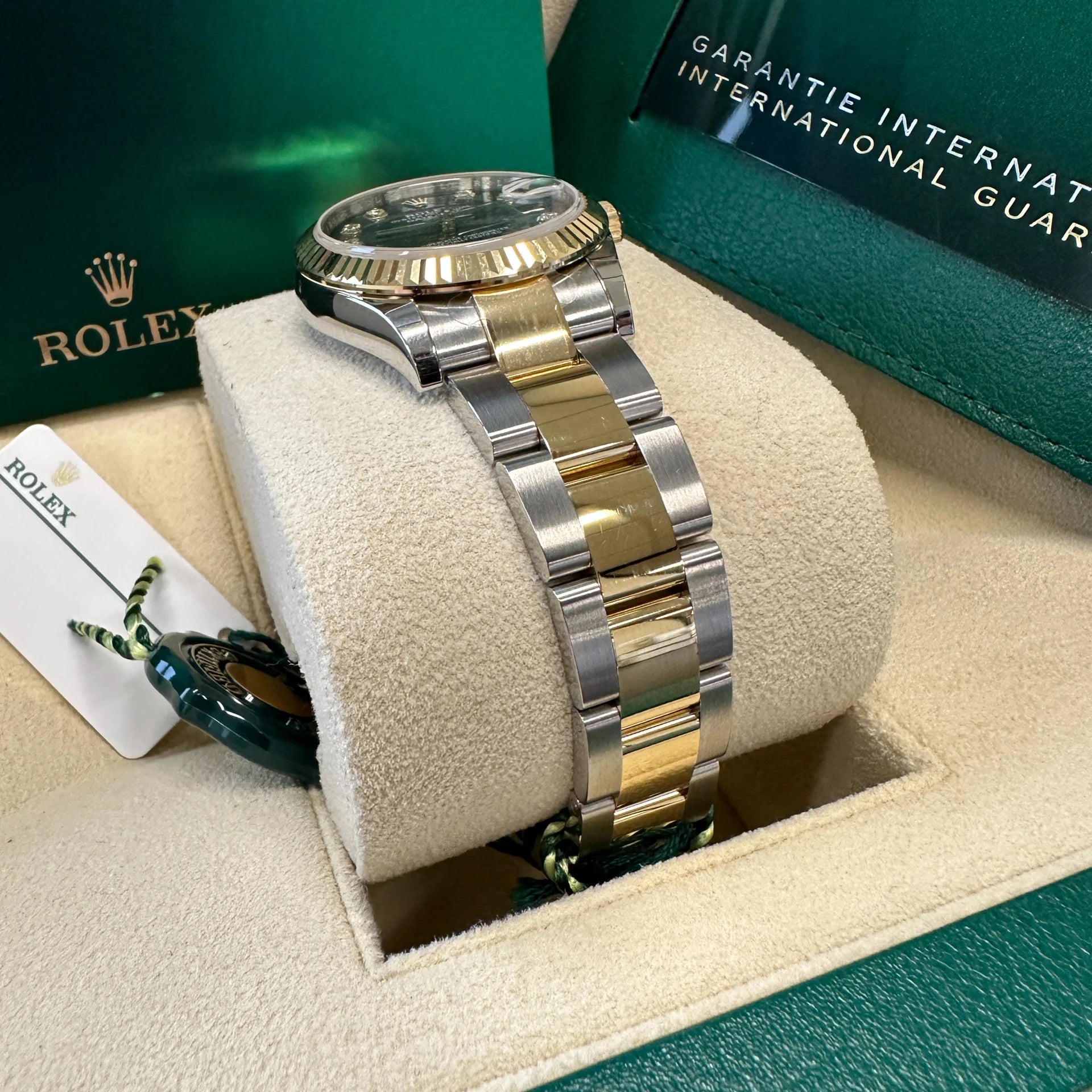 Rolex Datejust m278273-0029/0030 31mm Olive Green Dial Stainless Steel and Yellow Gold Oyster Watch - Image 2