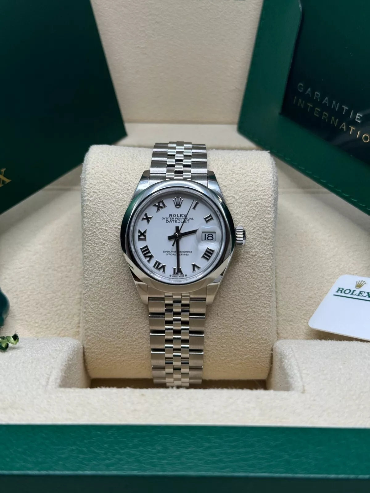 Rolex Lady-Datejust 279160 Oyster Perpetual 28mm White Dial Oyster Bracelet - Image 9