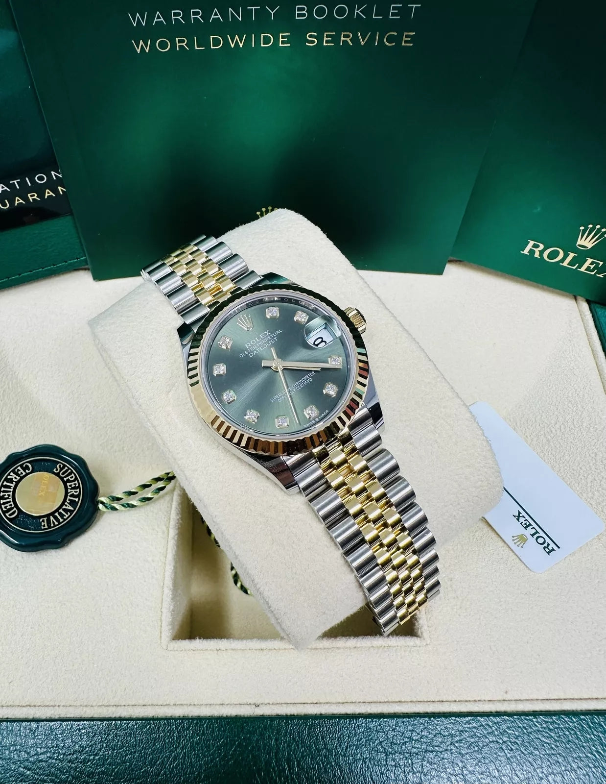 Rolex Datejust m278273-0029/0030 31mm Olive Green Dial Stainless Steel and Yellow Gold Oyster Watch - Image 3