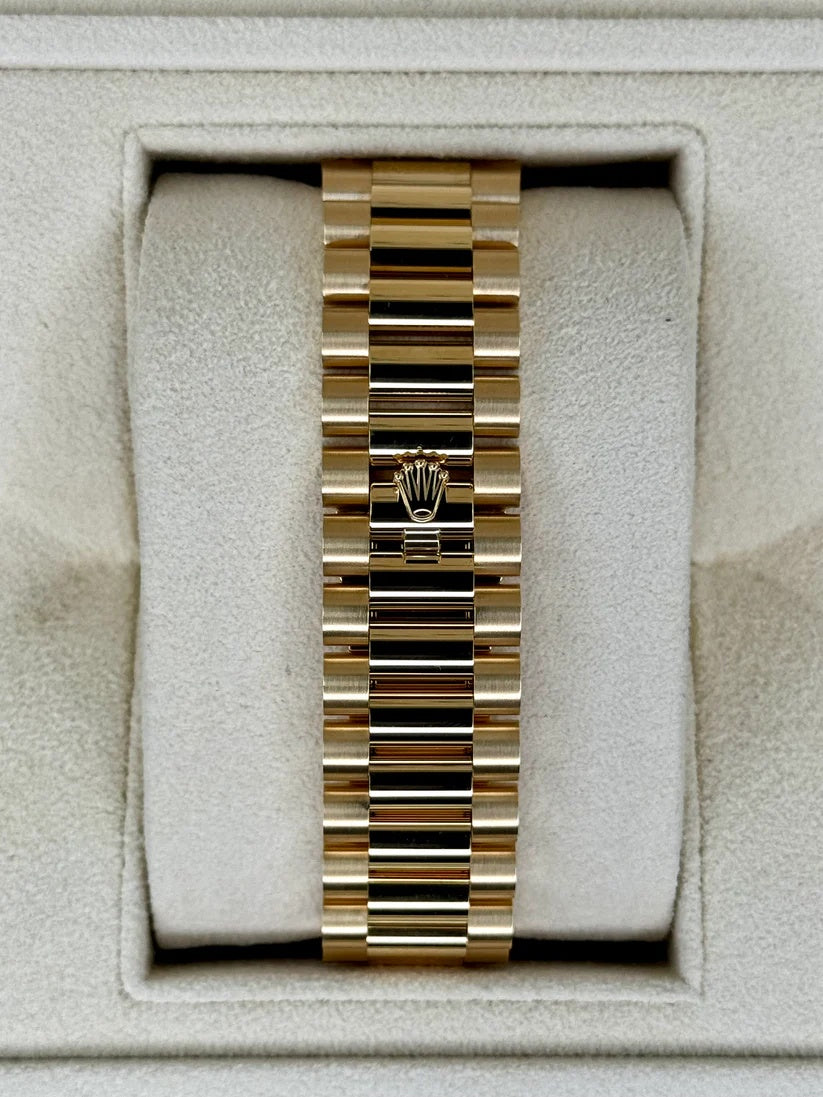 Rolex Day-Date President 40mm Yellow Gold Green Ombre Dial Diamond Bezel - 228348rbr - Image 6