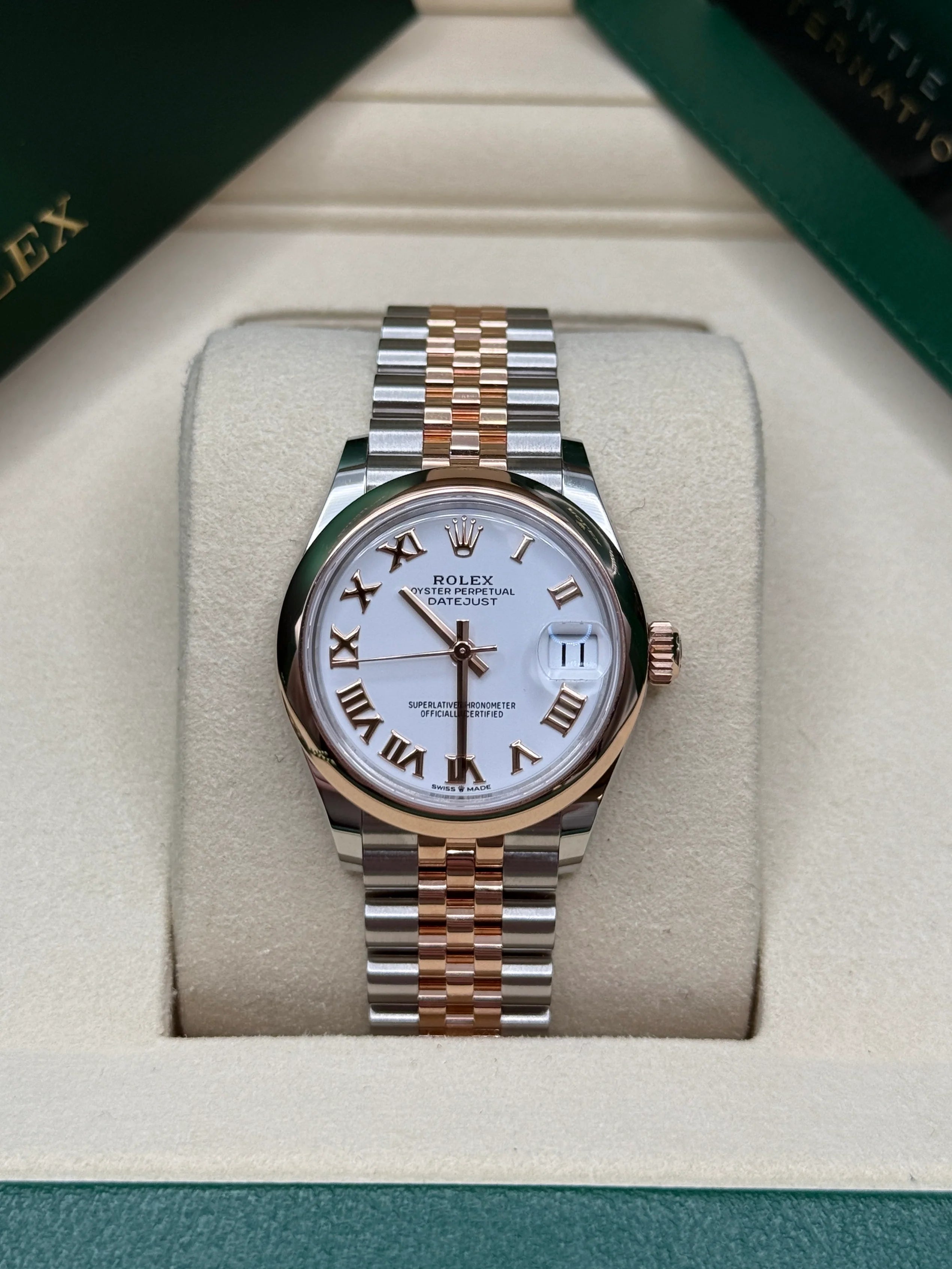 Rolex Datejust m278241-0001/0002 White 31mm Dial Oyster Bracelet Watch - Image 3