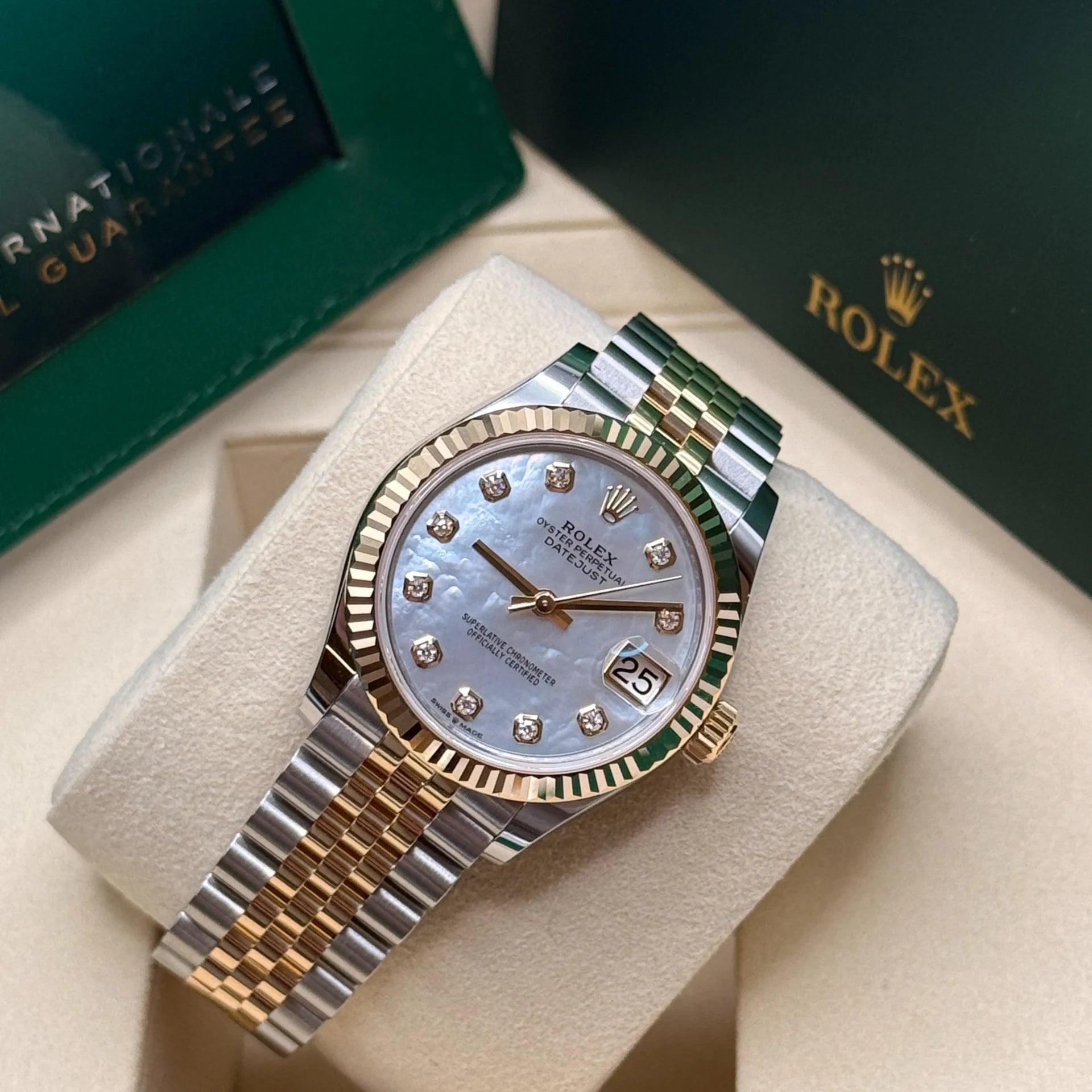 Rolex Datejust m278273-0027/0028 31mm White Mother-of-Pearl Dial Stainless Steel and Yellow Gold Oyster Watch - Image 11