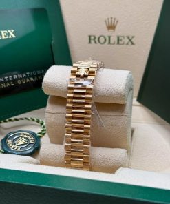 Alternative view of Rolex Datejust m278278-0020 White 31mm Dial President Bracelet Watch