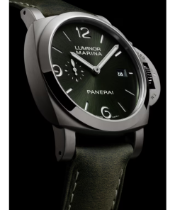 Alternative view of Panerai Luminor Marina Titanio 44mm PAM03325