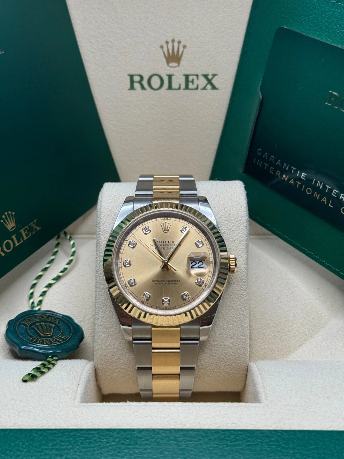 Rolex Datejust 41mm Two-Tone Yellow Gold Fluted Bezel Champagne Diamond Dial Oyster - 126333 - Image 7