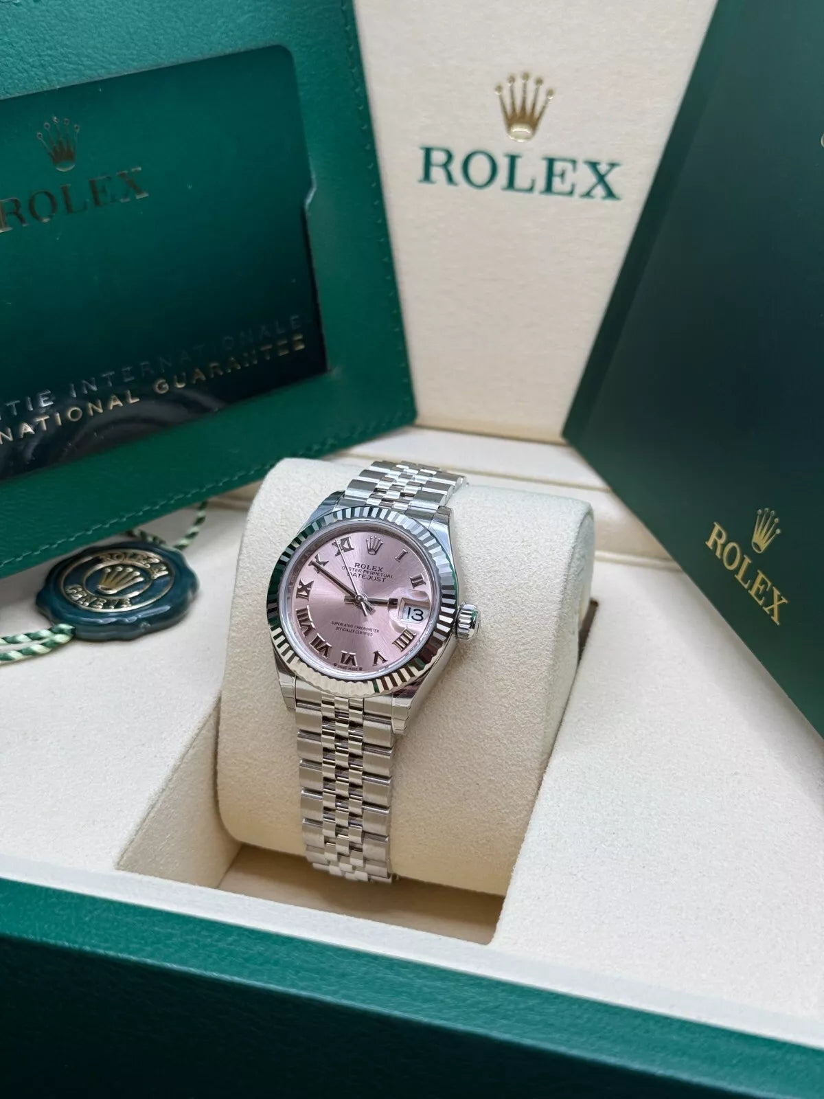 Rolex Lady-Datejust 28mm 279174 Pink Roman Dial Oyster Bracelet - Image 11