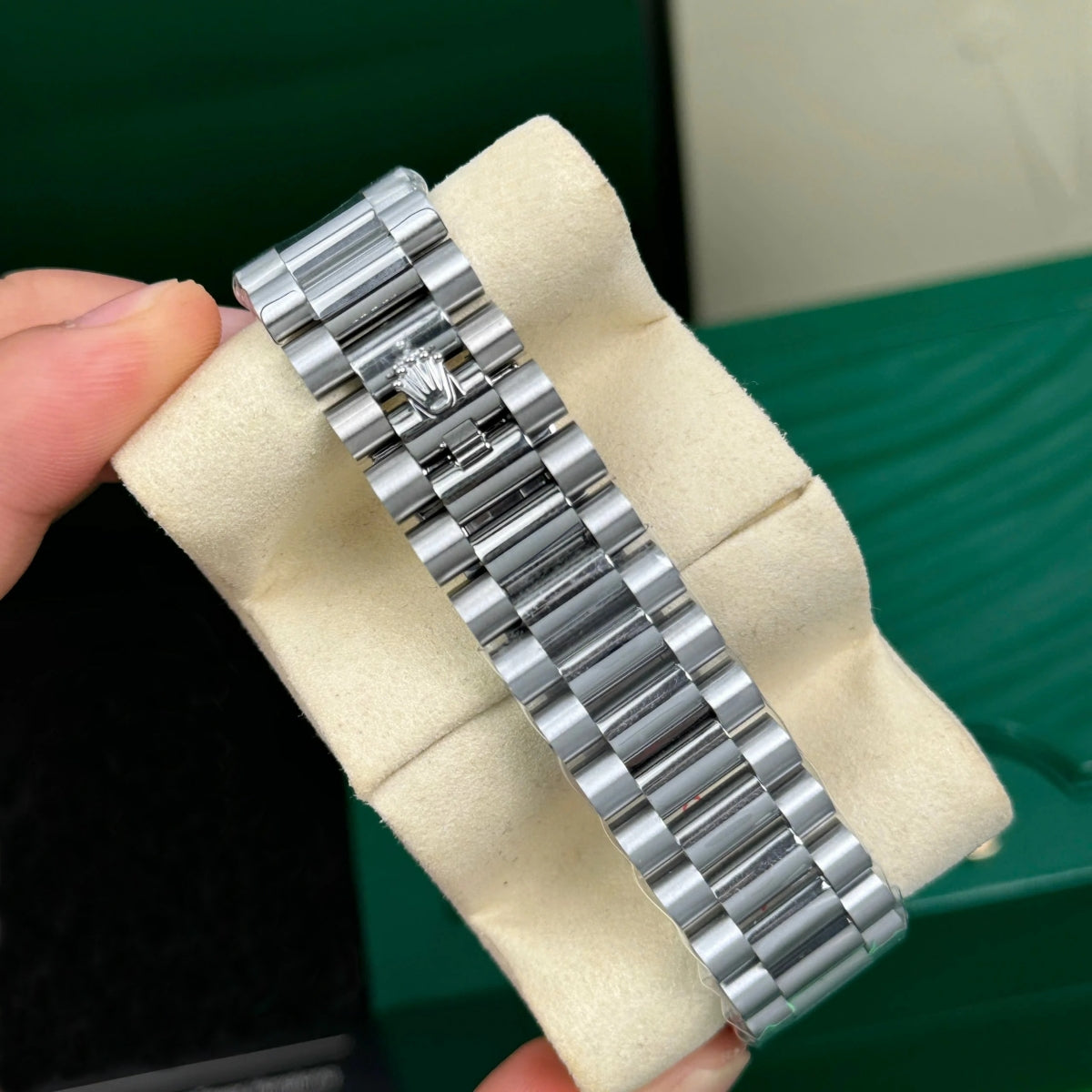 Rolex Day-Date 40mm 228396TBR-0011 Silver Diamonds Dial - Image 6
