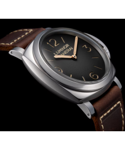 Alternative view of Panerai Luminor Tre Giorni 47mm PAM01628