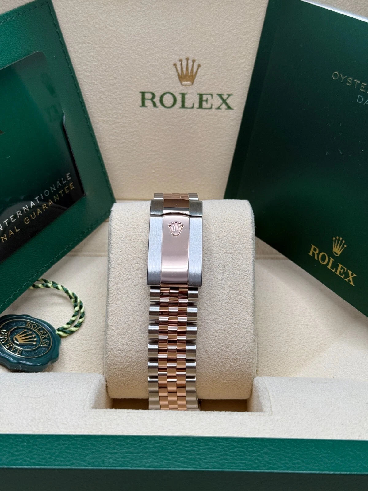Rolex Datejust 36mm 126281 Silver Palm Motif Diamond Dial Oyster Bracelet - Image 7