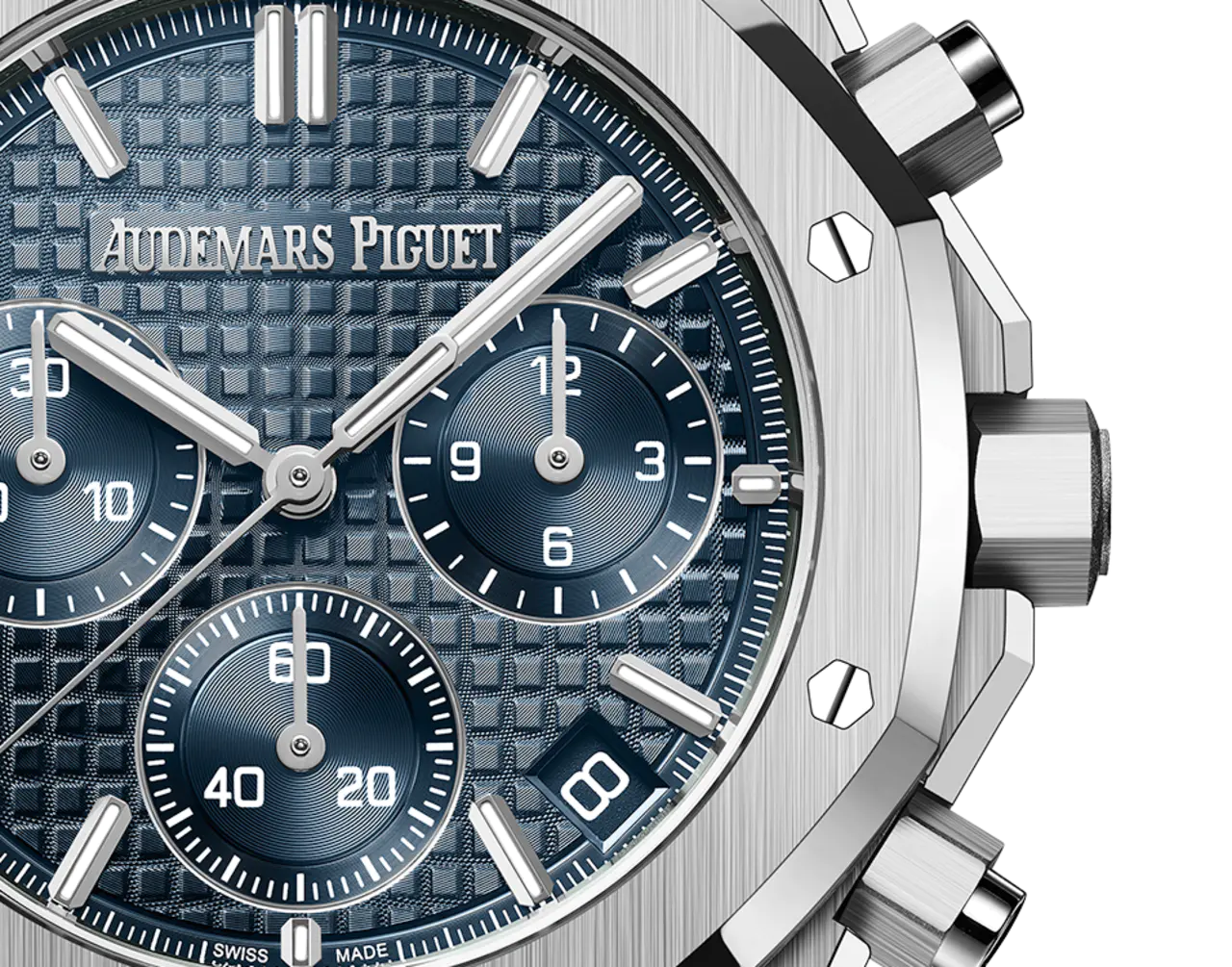 Audemars Piguet ROYAL OAK “Night Blue Cloud 50�?Dial CHRONOGRAPH 41mm - Image 2