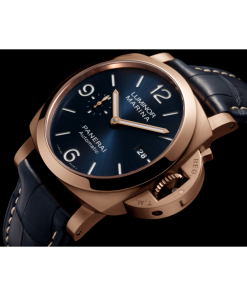 Alternative view of Panerai Luminor Marina Goldtech�?  44mm PAM01112