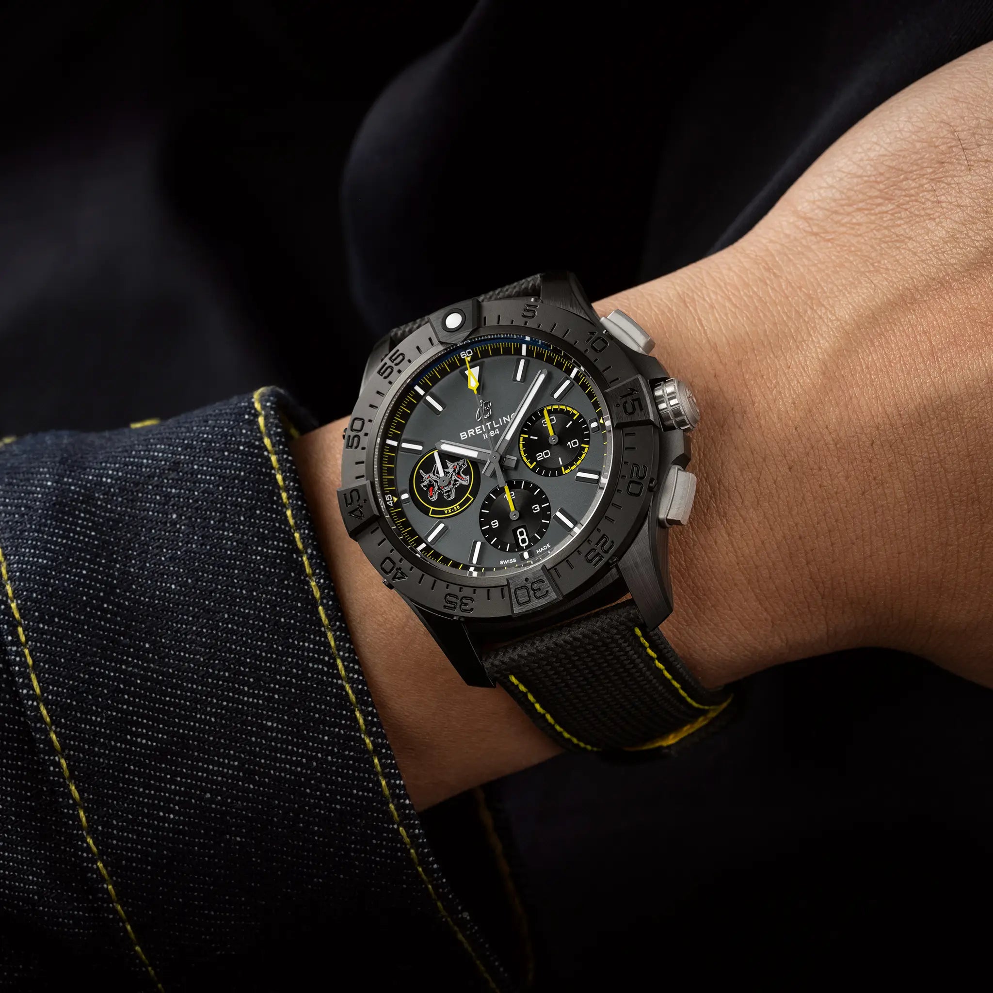 Breitling Avenger B01 Chronograph 44mm SB01472A1B1X1 - Image 4